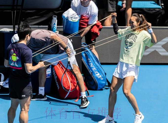 澳网开赛在即 中国球员抓紧训练 澳网开赛在即 中国球员抓紧训练